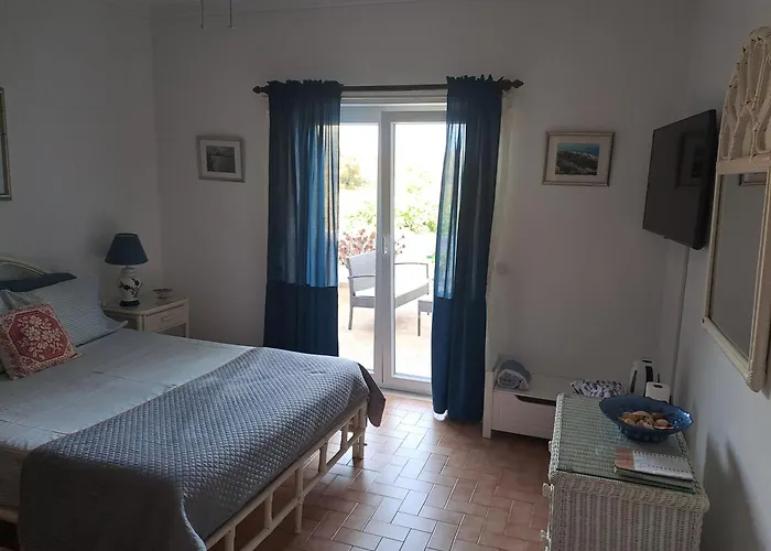 Av Fonte Coberta, Lagos, Fonte Coberta ラゴス