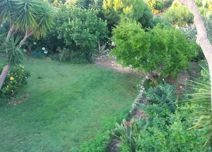 Av Fonte Coberta, Lagos, Fonte Coberta