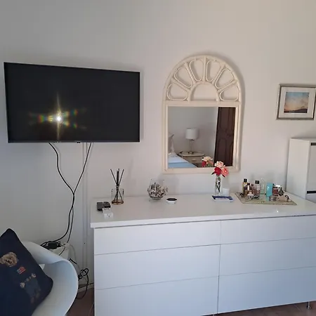 Av Fonte Coberta, Lagos, Fonte Coberta *